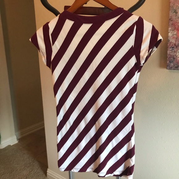 ⚡️Maroon and White Tee with Square neck - Picture 3 of 5